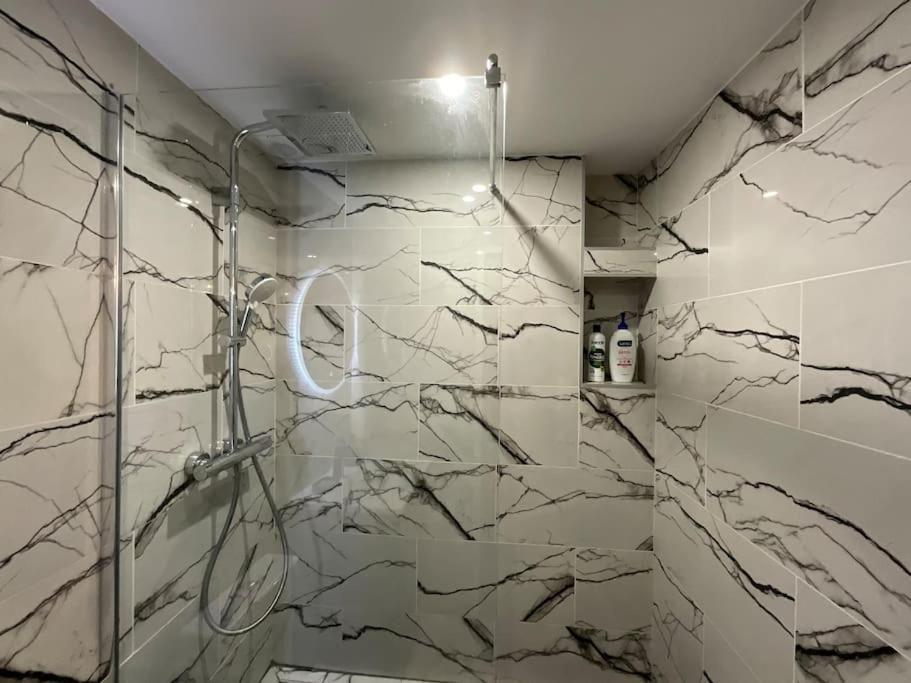 Ks Paris Studio Appart Near Station Gare Du Nord And Gare De L Est Экстерьер фото