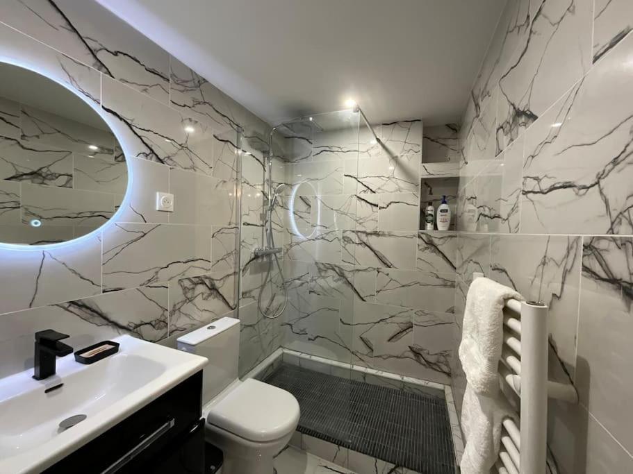 Ks Paris Studio Appart Near Station Gare Du Nord And Gare De L Est Экстерьер фото